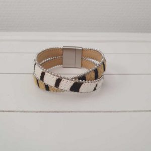 Dubbele leren armband met zebraprint beige/wit