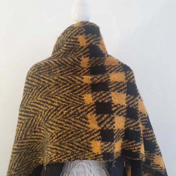 geruite zwart/gele sjaal