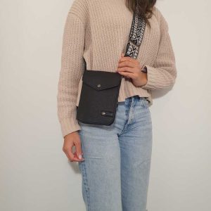 Zwart telefoon/schoudertasje met unieke schouderband